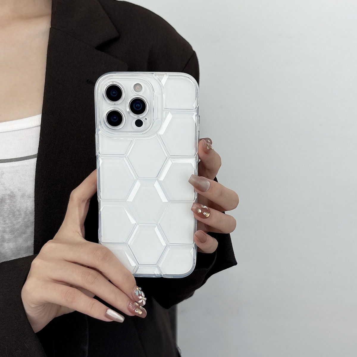 Honeycomb Geometric Football P - đánh giá và giá Clear Shockproof Bumper Case